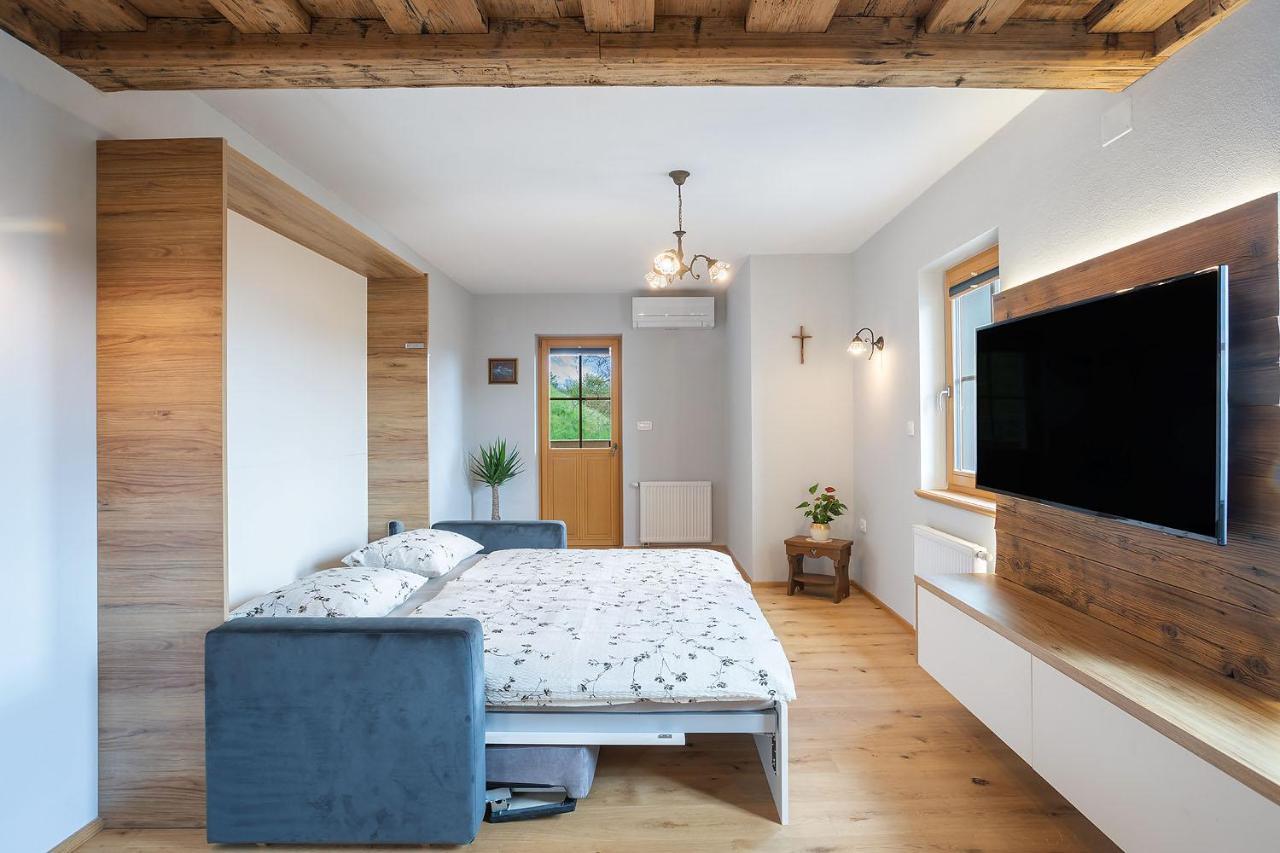 Apartments Tourist Farm Matijovc Накло Екстер'єр фото