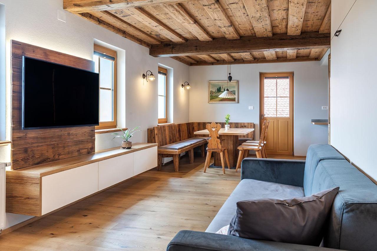 Apartments Tourist Farm Matijovc Накло Екстер'єр фото