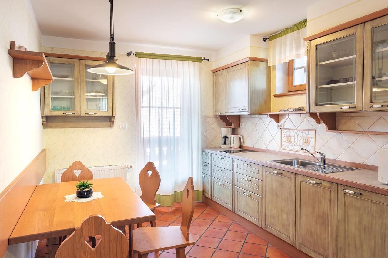 Apartments Tourist Farm Matijovc Накло Екстер'єр фото